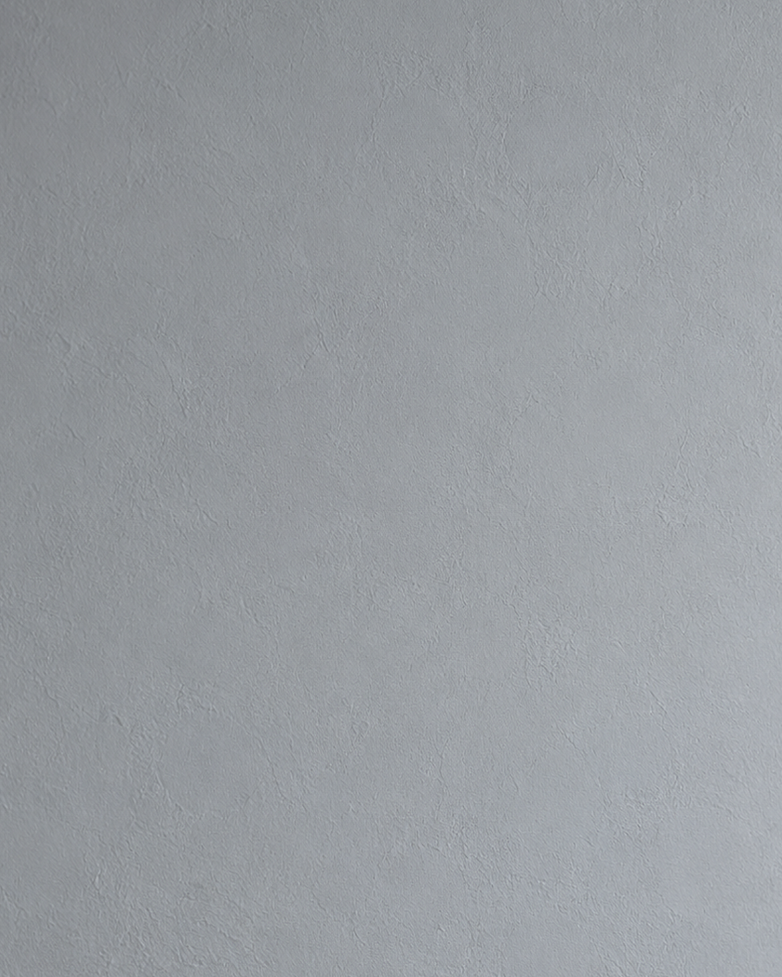 Funny wall clock in bluegrey wall zoom85
